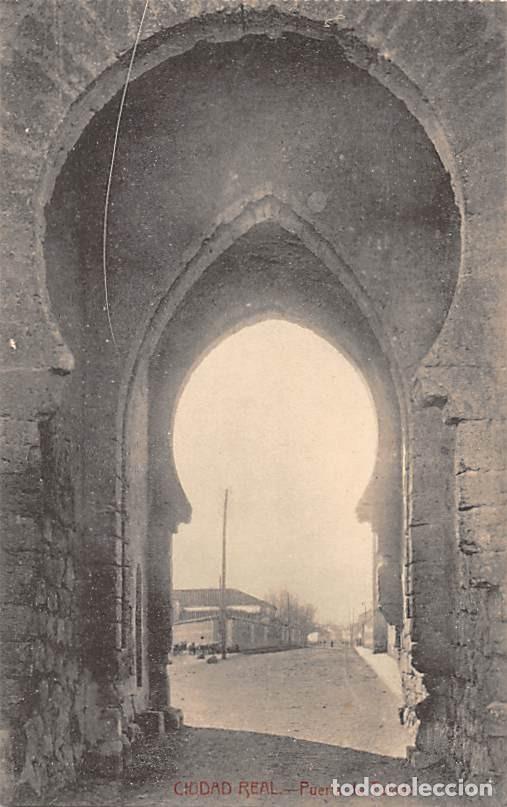 Postales: CIUDAD REAL.- PUERTA DE TOLEDO - Foto 1