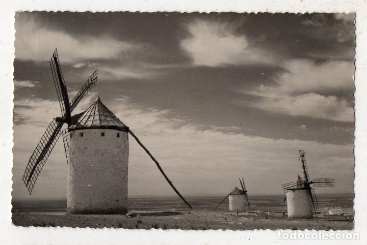 Postales: Estampas Manchegas. Campo de Criptana. Franqueada. - Foto 1