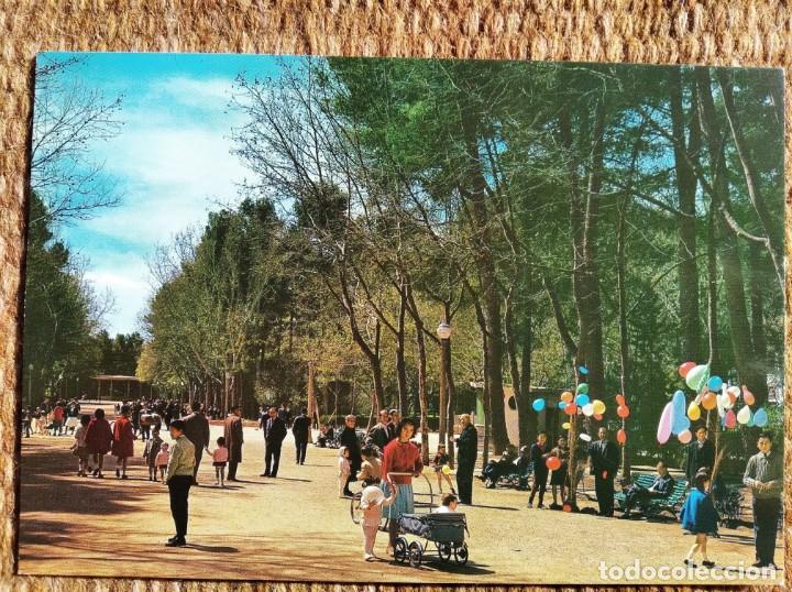 Postales: ALBACETE - PARQUE DE LOS MARTIRES - Foto 1