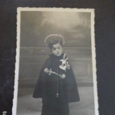 Cartoline: DAIMIEL CIUDAD REAL NIÑO VESTIDO DE SANTO PASIONISTA 1934 POSTAL FOTOGRAFICA UCLES FOTOGRAFO. Lote 359361015