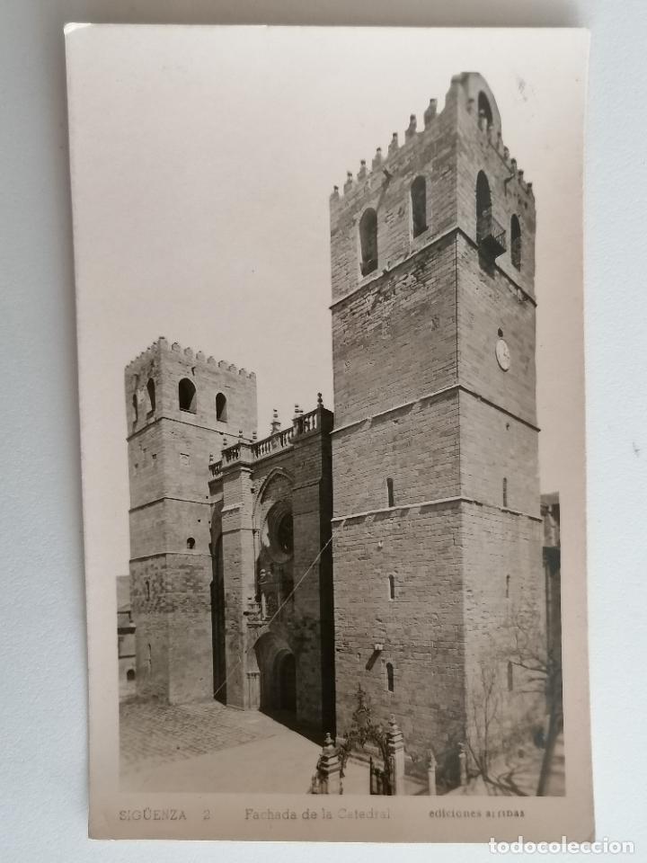 Postales: POSTAL SIGUENZA, FACHADA DE LA CATEDRAL, N&ordm; 2, EDICIONES ARRIBAS