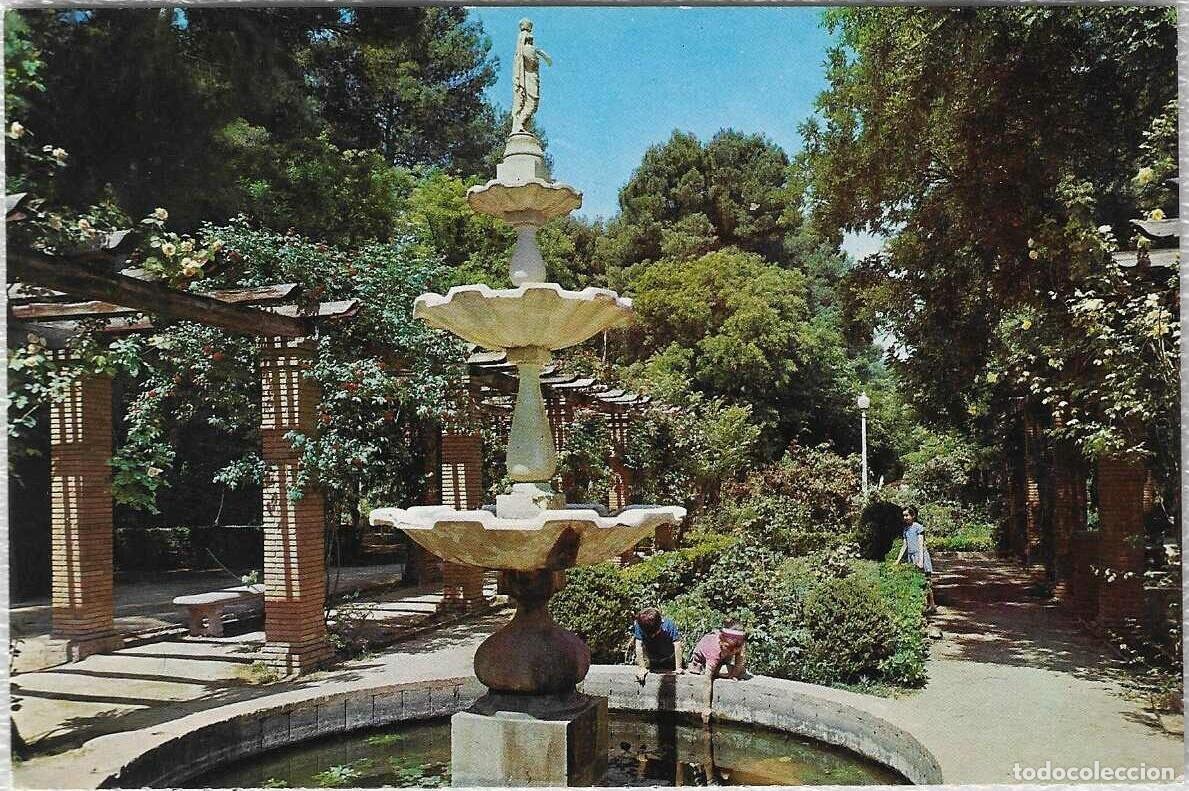 Postales: Albacete. Parque (de los M&aacute;rtires) - Foto 1