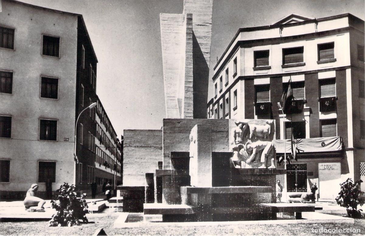 Postales: Postal de Ciudad Real - Plaza de la Provincia y Fuente Monumental