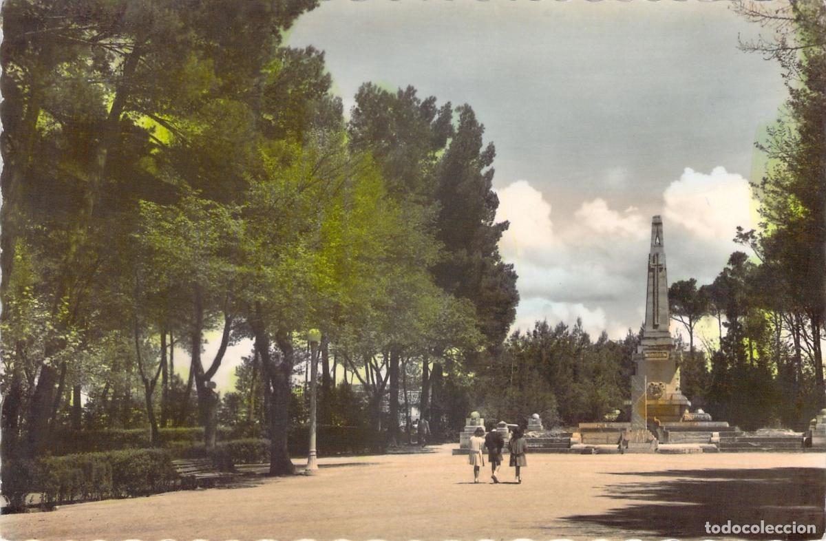 Postales: Postal de Albacete - Vista del Parque de los M&aacute;rtires