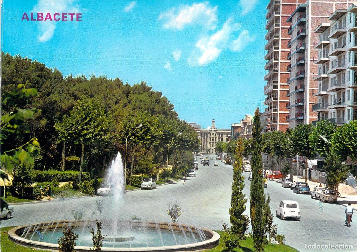 Postales: Postal de Albacete Avenida Rodr&iacute;guez Acosta y Parque