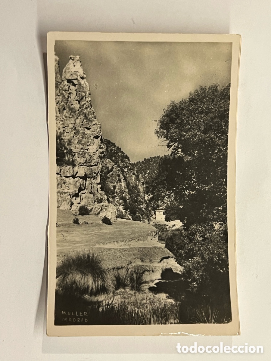 Postales: Balneario de Y&eacute;meda (Cuenca) Postal. A dos kil&oacute;metros del Balneario. Heliot. Art&iacute;stica Espa&ntilde;ola