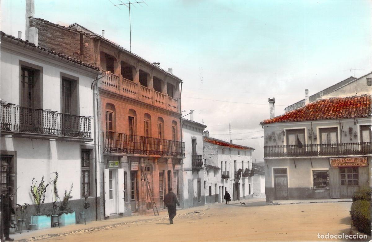 Postales: Postal de Campillo de Altobuey, Plaza del Caudillo, Cuenca
