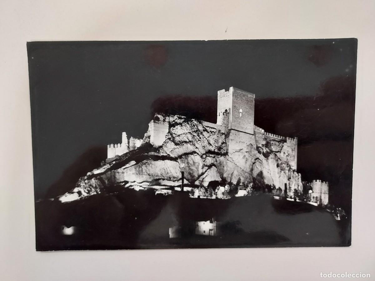 Postales: FOTOGRAFIA TIPO POSTAL ALMANSA CASTILLO FOTO SANTANDREU. 1961. CIRCULADA. ALBACETE