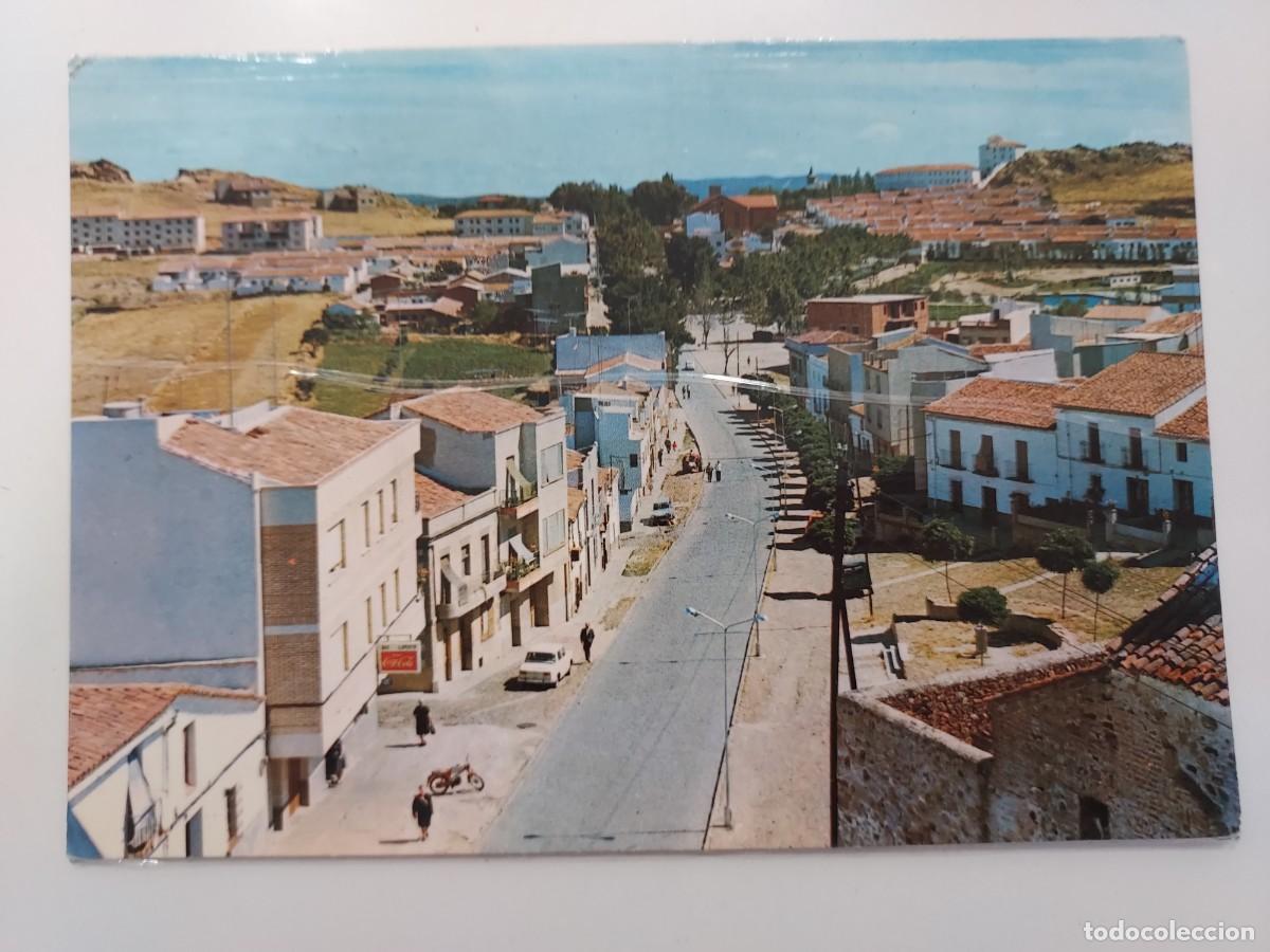 Postales: POSTAL ALMADEN CALLE RAMON Y CAJAL. 1974. SIN CIRCULAR. CIUDAD REAL