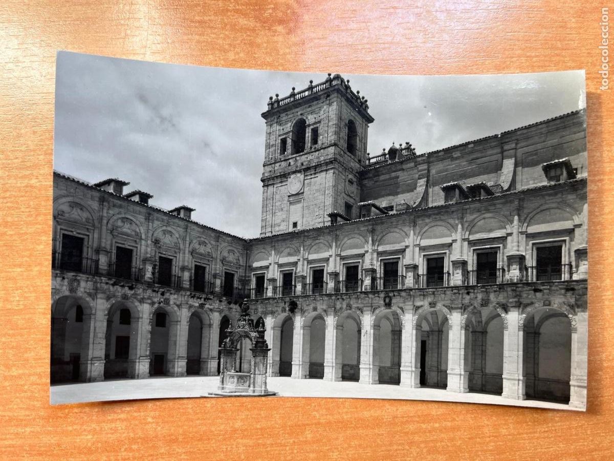Postales: POSTAL UCL&Eacute;S- CUENCA. VISTABELLA 12 MONASTERIO PATIO Y TORRE