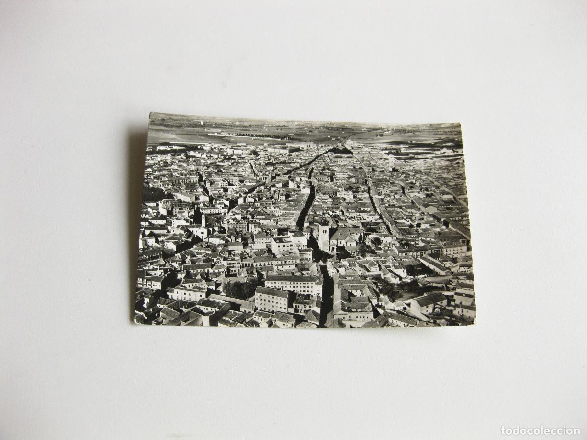 Postales: TARJETA POSTAL FOTOGR&Aacute;FICA DE CIUDAD REAL. VISTA A&Eacute;REA DE LA CIUDAD. EDICIONES SALAS