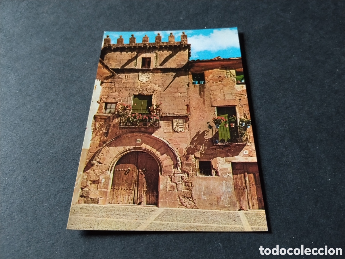 Postales: Postal Sig&uuml;enza casa almenada de los Arce