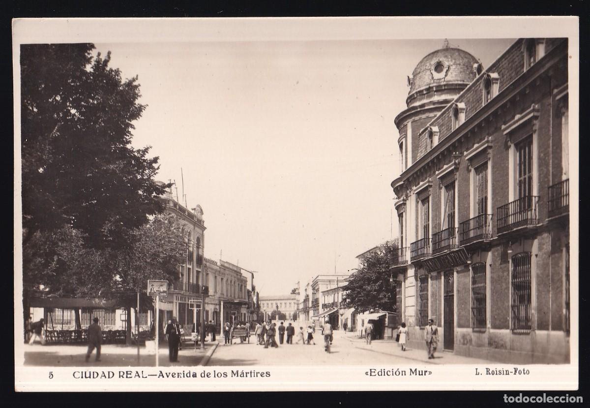 Postales: Ciudad Real. *Avenida de los M&aacute;rtires* Edici&oacute;n Mur / L. Roisin-Foto n&ordm; 5. Nueva.