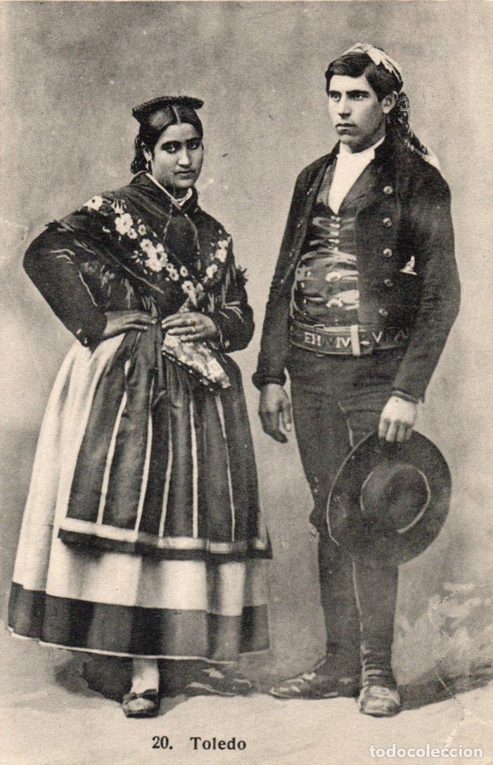 Postcards: BONITA POSTAL - TOLEDO - PAREJA TRAJES REGIONAL - FOTO LACOSTE