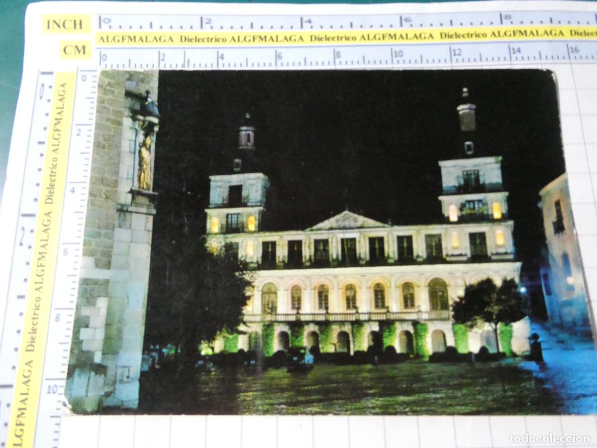 Cartes Postales: POSTAL DE TOLEDO A&Ntilde;O 1966 AYUNTAMIENTO ILUMINADO 1323 ARRIBAS 2720