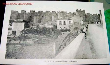 Postales: ANTIGUA POSTAL DE AVILA - PUENTE NUEVO Y MURALLA   - FOTO ROISIN