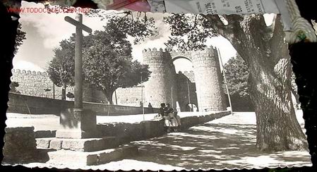 Postales: ANTIGUA POSTAL DE  AVILA - PUERTA DE SAN VICENTE - GARCIA GARRABELLA