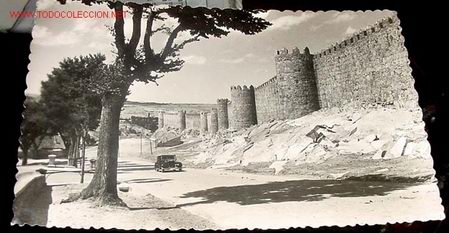 Postcards: ANTIGUA POSTAL DE  AVILA - UN ASPECTO DE LAS MURALLAS - GARCIA GARRABELLA