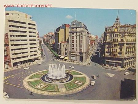Postales: 65-LEON -PLAZA DE SANTO DOMINGO.Circulada.