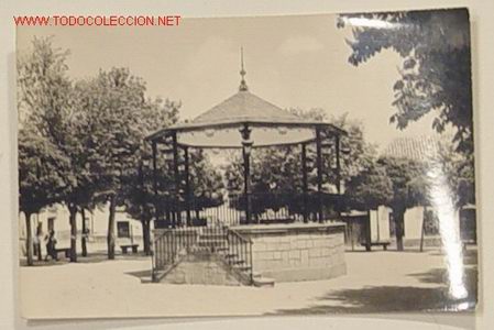 Postales: 5-EL ESPINAR-SEGOVIA-PLAZA DE ESPA&Ntilde;A.No circulada.
