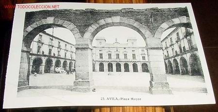 Postales: ANTIGUA POSTAL DE AVILA - PLAZA MAYOR - ED. L. ROISIN