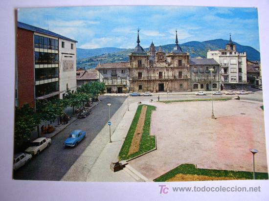 Postales: Ponferrada. Plaza del General&iacute;simo. - Foto 1