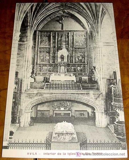 Postales: ANTIGUA POSTAL DE AVILA - INTERIOR DE LA IGLESIA DE STO. TOMAS - NO CIRCULADA - ED. LUCAS-MARTIN.