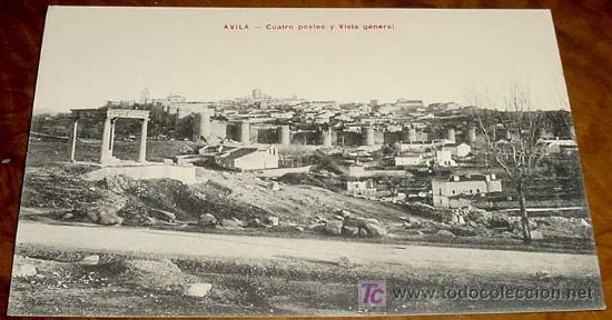 Postales: ANTIGUA POSTAL DE AVILA - CUATRO POSTES Y VISTA GENERAL - NO CIRCULADA - ED. LUCAS-MARTIN.