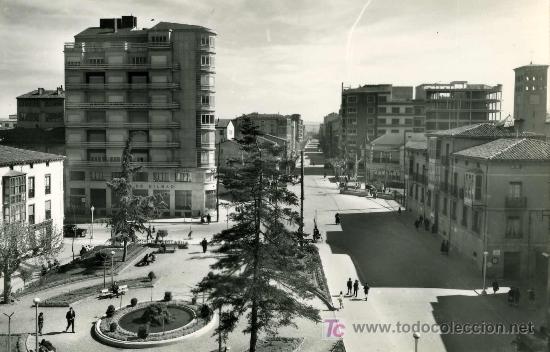 Postales: MIRANDA DE EBRO.  CALLE  REAL  ALLENDE - Foto 1