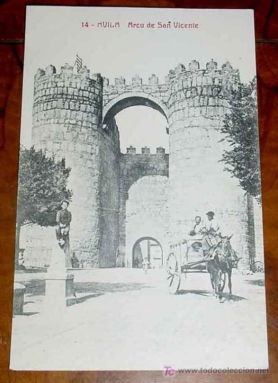 Postales: ANTIGUA POSTAL DE AVILA - N. 14 - ARCO DE SAN VICENTE - NO CIRCULADA - ED. LUCAS MARTIN.