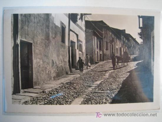 Postales: AVILA. UNA CALLE TIPICA. POSTAL ANTIGUA