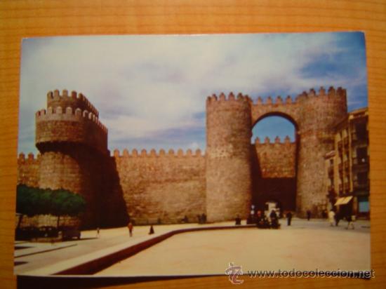 Postales: POSTAL AVILA MURALLAS ENTRADA POR LA PUERTA DE SANTA TERESA SIN CIRCULAR