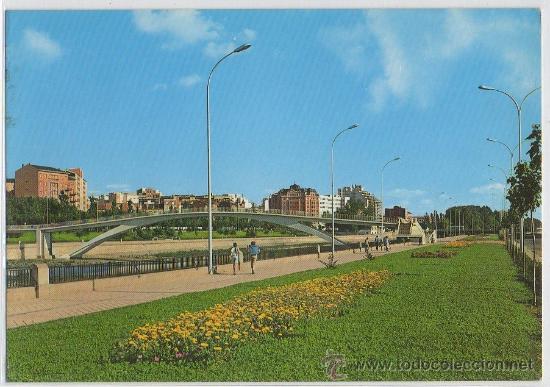 Postales: TARJETA POSTAL DE LEON PASEO DE SALAMANCA Y PASARELA