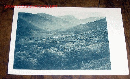 Postales: ANTIGUA POSTAL DE GUISANDO - AVILA - COLECCION ARENAS  GREDOS - VISTA PANORAMICA DEL PUEBLO DE GUISA