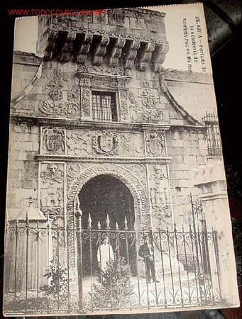 Postales: ANTIGUA POSTAL DE AVILA - PORTADA DE LA ACADEMIA DE ADMINISTRACION MILITAR  - SIN CIRCULAR