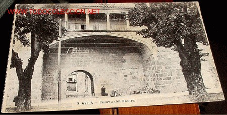Postales: ANTIGUA POSTAL DE AVILA - PUERTA DEL RASTRO - SIN CIRCULAR