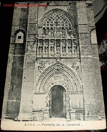 Postales: ANTIGUA POSTAL DE AVILA - PORTADA DE LA CATEDRAL - SIN CIRCULAR - EDICION LUCAS MARTIN - ESCRITA