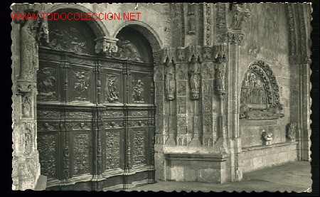 Postales: TARJETA POSTAL DE LEON N&ordm;17 -  CATEDRAL PUERTA DEL CLAUSTRO