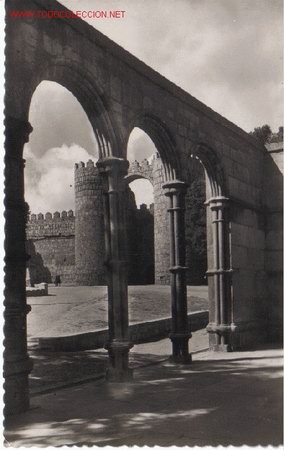 Postales: AVILA - PUERTA DE SAN VICENTE.-