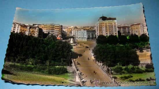 Postales: ANTIGUA Y BONITA POSTAL COLOREADA DE LEON - PUENTE DE LA ESTACION Y GLORIETA DE GUZMAN EL BUENO - NO