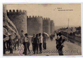 Postales: Avila. n&ordm;3. Murallas antiguas. Aldeanos, guardia con escopeta.. etc. Hauser Y menet. Sin circular.