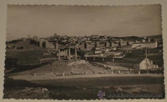 Postales: ANTIGUO FOTO POSTAL DE AVILA - VISTA GENERAL DESDE LOS CUATRO POSTES - ED. GARCIA GARRABELLA - NO CI