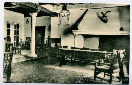 Postales: PARADOR NACIONAL DE GREDOS(&Aacute;VILA).-SAL&Oacute;N