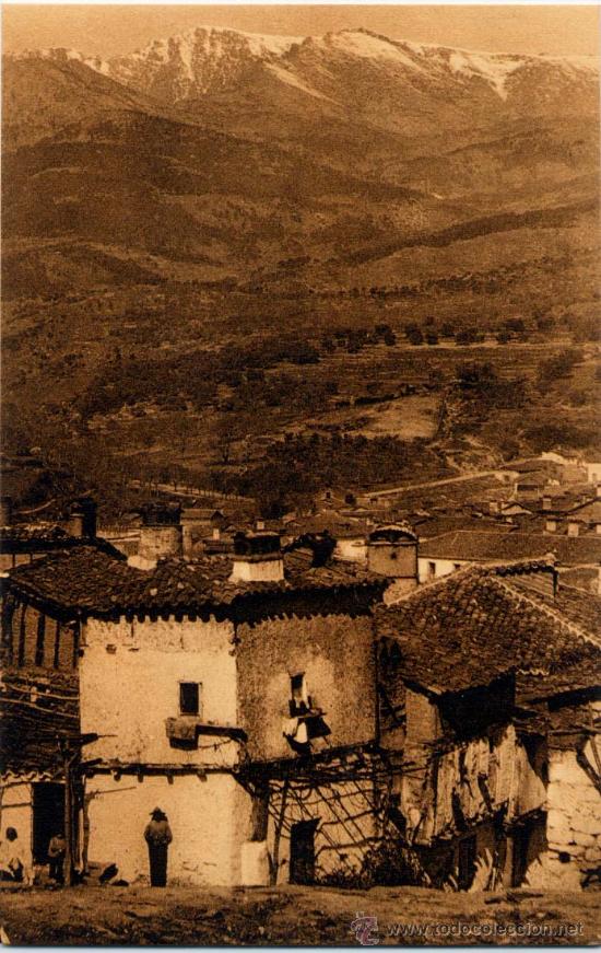 Postales: ARENAS DE SAN PEDRO(&Aacute;VILA)- CASAS Y SIERRA DE GREDOS