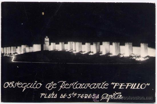 Postales: &Aacute;VILA.-MURALLA ILUMINADA - Foto 1