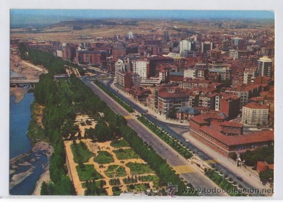 Postales: TARJETA POSTAL AVENIDA DE LA FACULTAD VISTA AEREA LEON