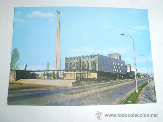 Postales: LEON - SANTUARIO DE NUESTRA SE&Ntilde;ORA DEL CAMINO - FACHADA PRINCIPAL