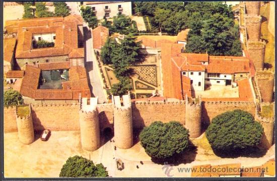 Postales: TARJETA POSTAL MURALLAS AVILA AVION IBERIA