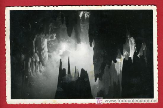Cartoline: ARENAS DE SAN PEDRO, AVILA, DETALLE DE LA CUEVA DEL CERRO EL AGUILA, FOTOGRAFICA,   P37147