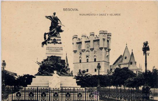 Postales: SEGOVIA.-MONUMENTO A DAOIZ Y VELARDE - Foto 1